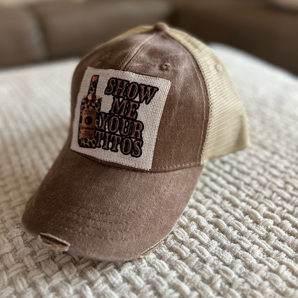 Hat - Picture 3 of 6